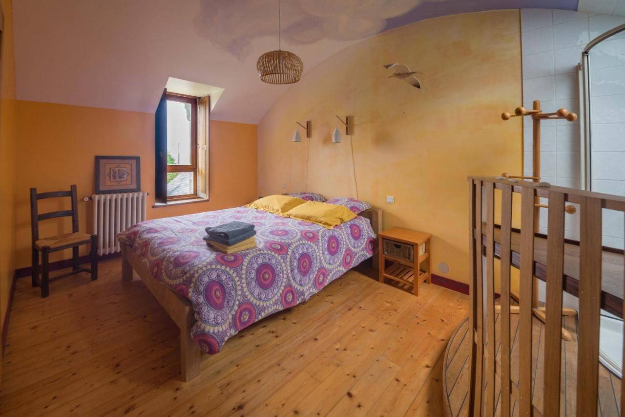 Maison Yukti - Magnifique Maison De Charme Proche Plage Lampaul-Ploudalmézeau エクステリア 写真