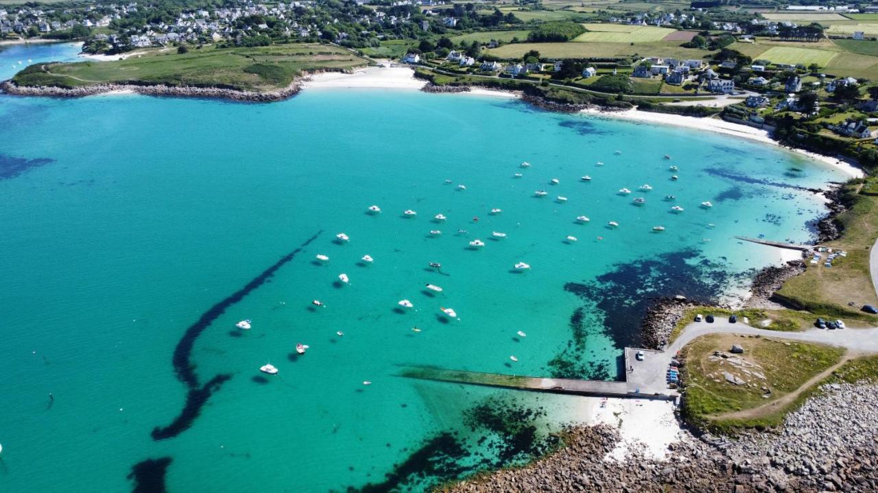 Maison Yukti - Magnifique Maison De Charme Proche Plage Lampaul-Ploudalmézeau エクステリア 写真